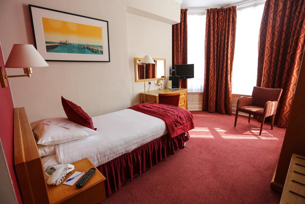 Royal Exeter Hotel Bournemouth Bagian luar foto