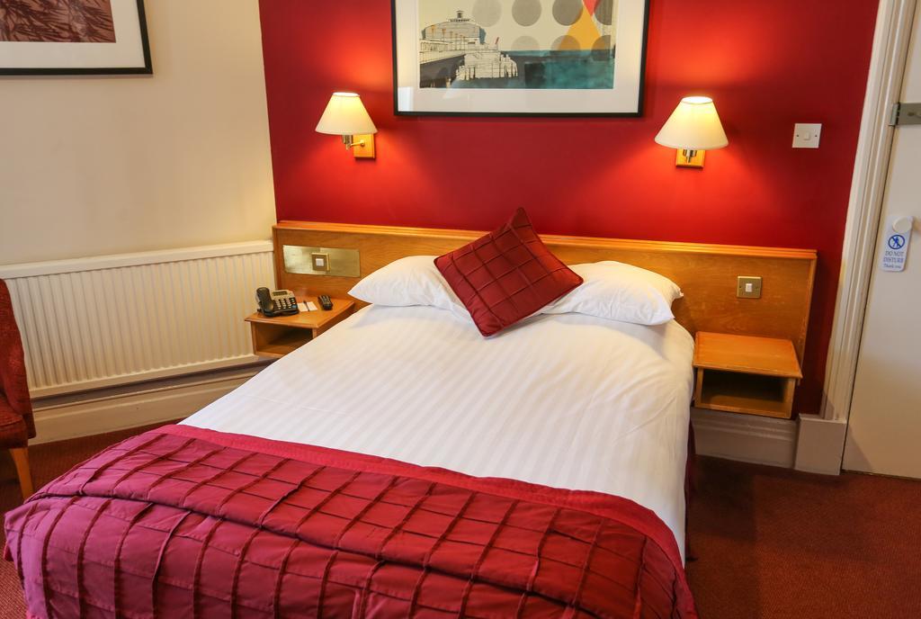 Royal Exeter Hotel Bournemouth Bagian luar foto