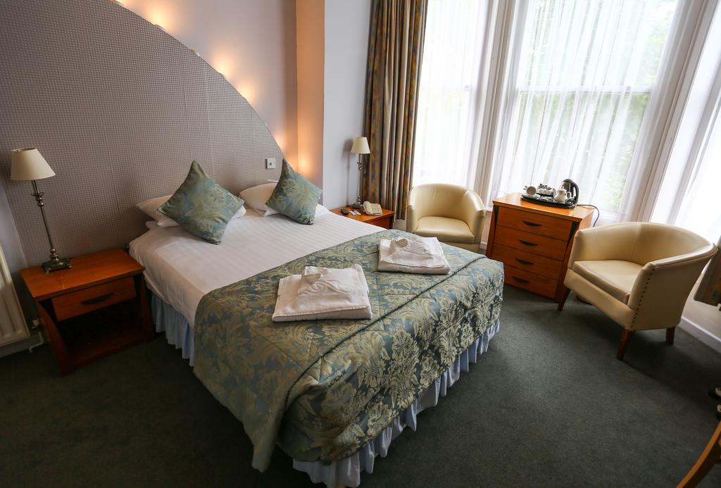 Royal Exeter Hotel Bournemouth Bagian luar foto
